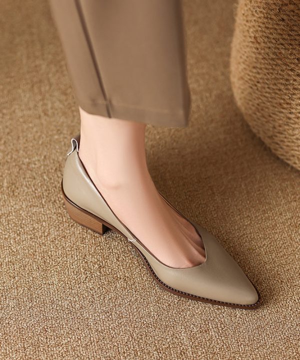 Beautiful Chunky Heel Beige Cowhide Leather Pointed Toe Fashion - Image 4