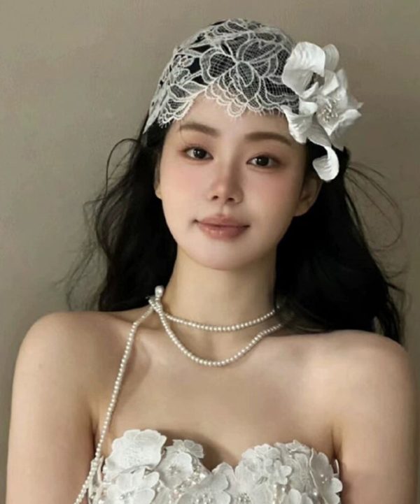 Handmade White Lace Floral Patchwork Hat Fashion - Image 3